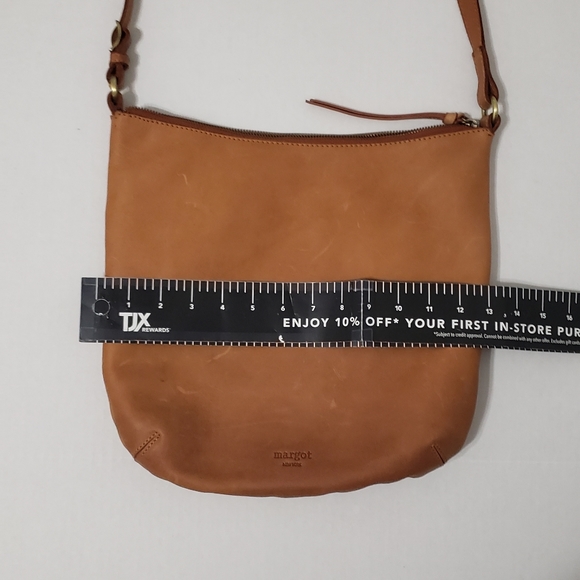 MARGOT Remy Leather Hobo Crossbody Bag - Picture 6 of 7